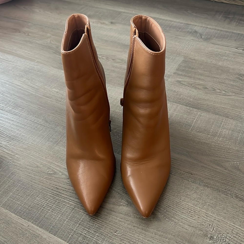 Ankle boots